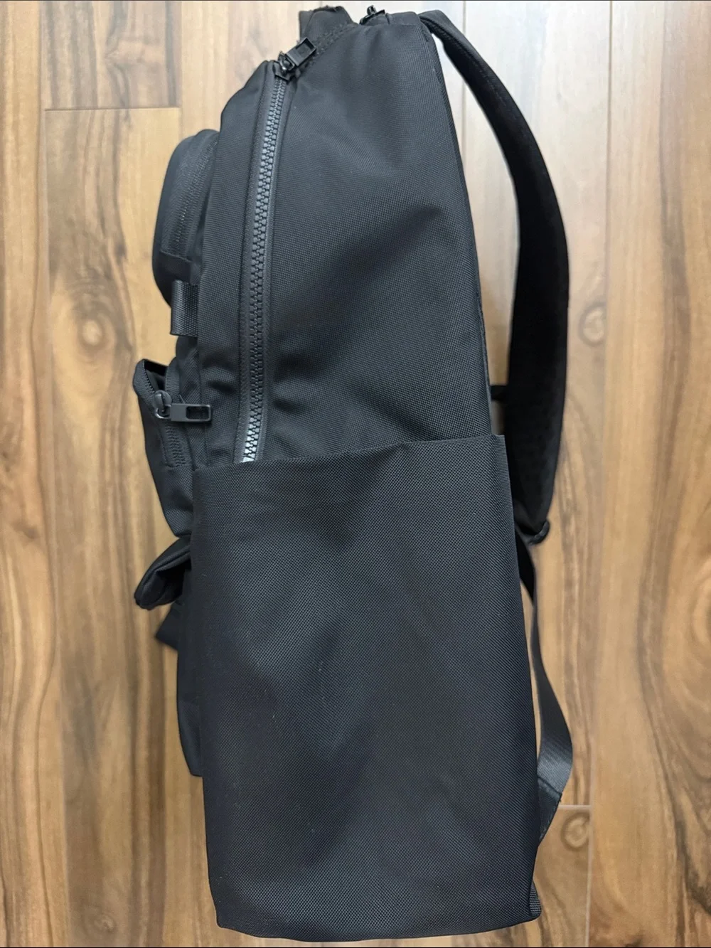 Lululemon Black Men's Utility Backpack - Versatile Everyday Carry